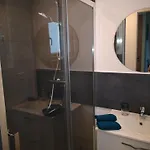 לינה וארוחת בוקר La Maison D'ayona