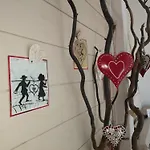La Maison D'ayona לינה וארוחת בוקר