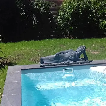 La Maison D'ayona Oda ve Kahvaltı 3*