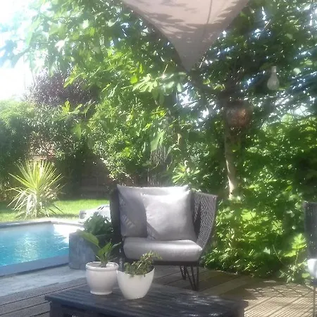 Frühstückspension La Maison D'ayona 3*