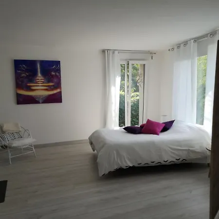 La Maison D'ayona Oda ve Kahvaltı 3*