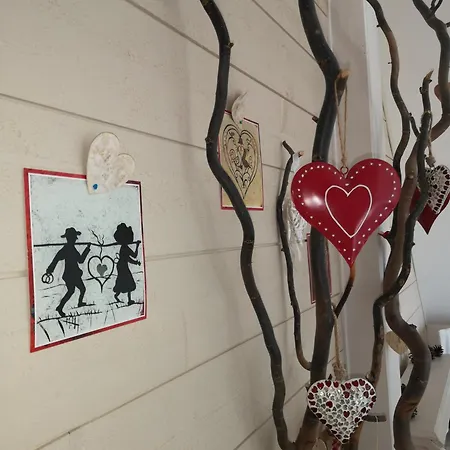 La Maison D'ayona Bed and Breakfast